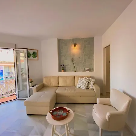 Appartement En La Carihuela-costa Del Sol